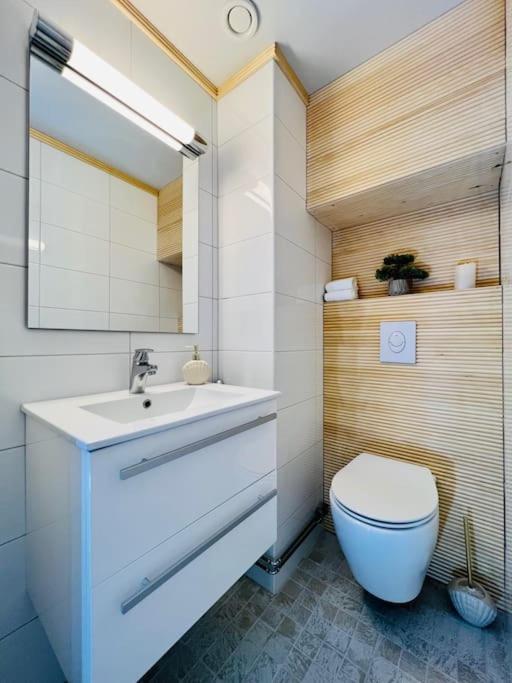Spacious City Center Apt - Sauna - Self Check In Rovaniemi Exterior foto